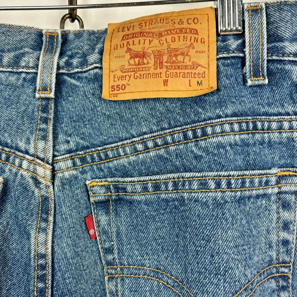 Vintage Red Tab Women’s Levi’s 550 - Picture 5 of 7